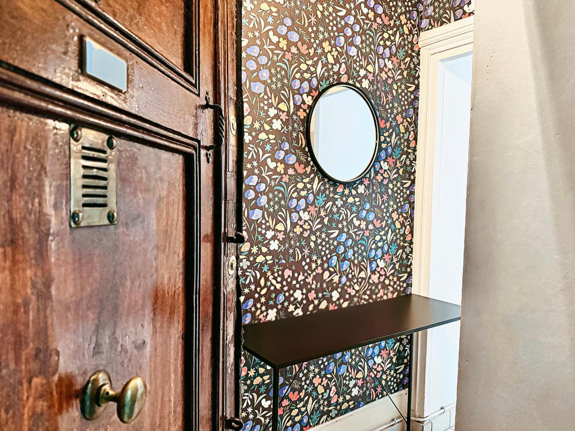 Suite Flamenco Oullins Exterior photo
